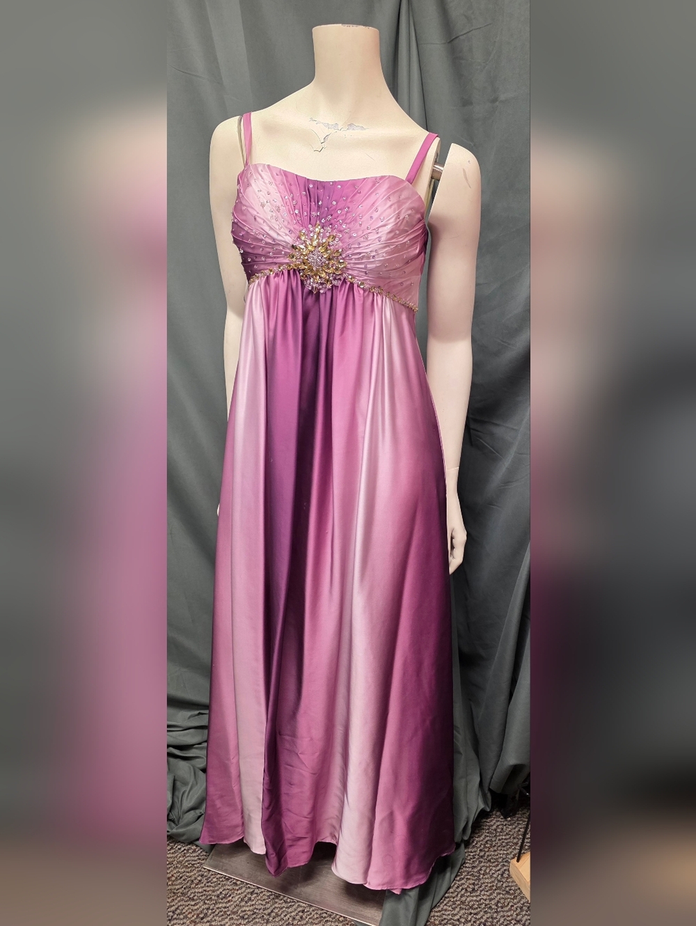 Exquisite Maggie Sottero Plum Ombre Prom Dress with beaded top, Size 12